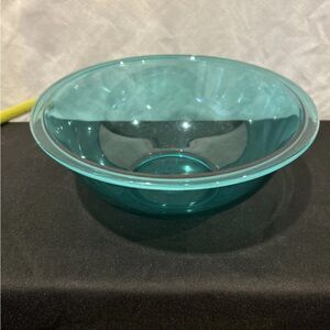 Pyrex Teal Glass Mixing Bowl